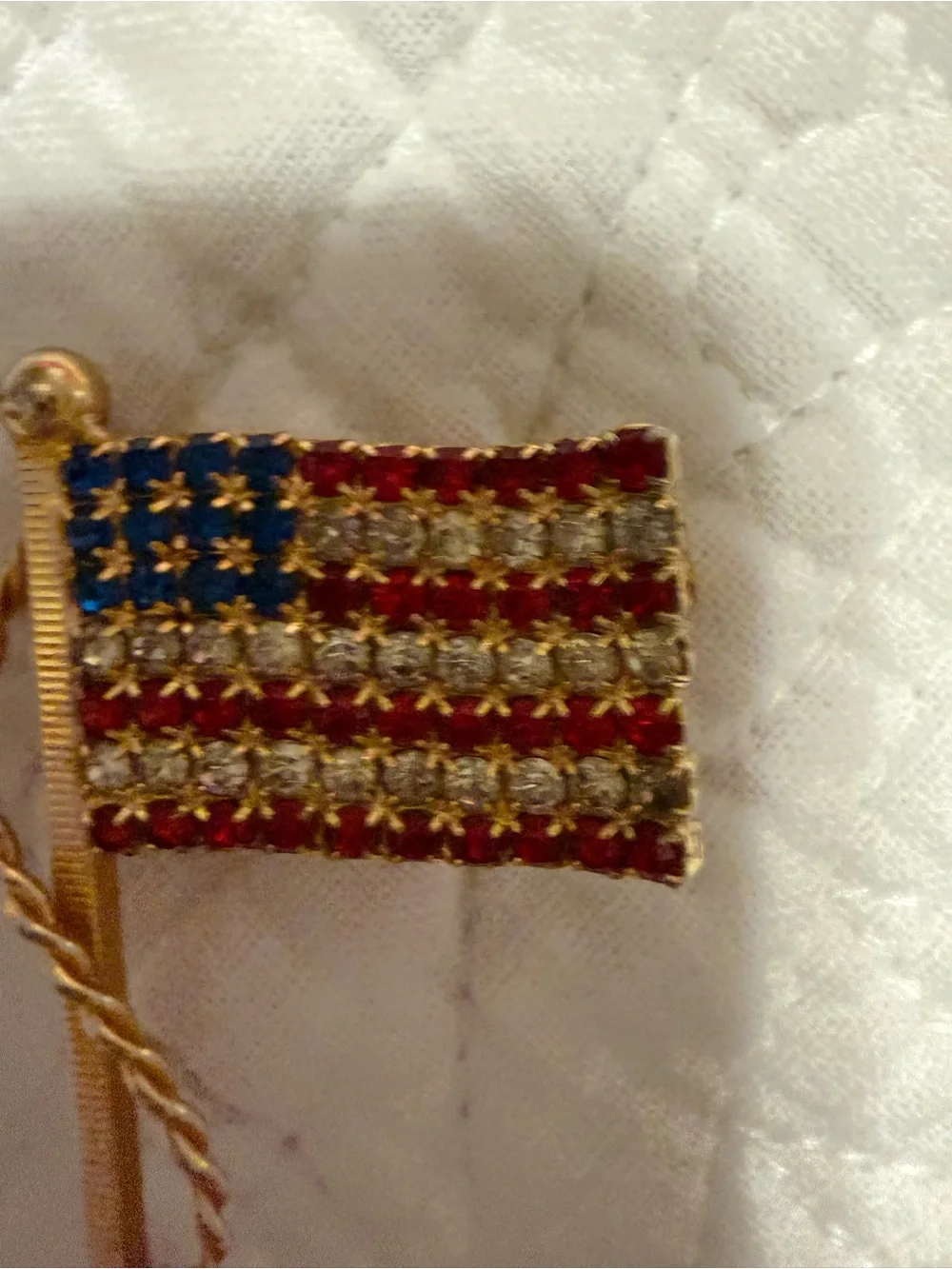 Vintage Gold-Tone American Flag Crystal Brooch Lapel Pin - Red White Blue
